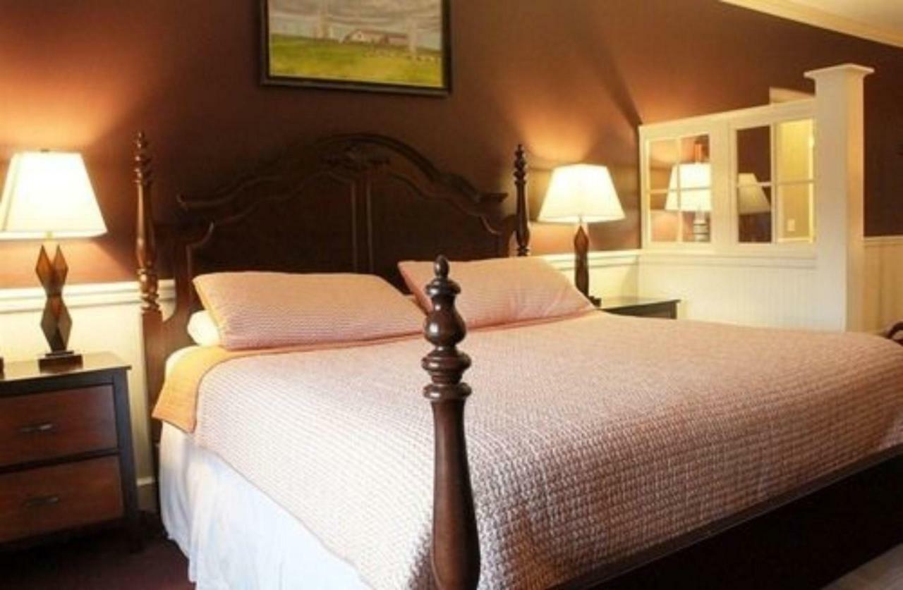 County Clare Inn Milwaukee Extérieur photo