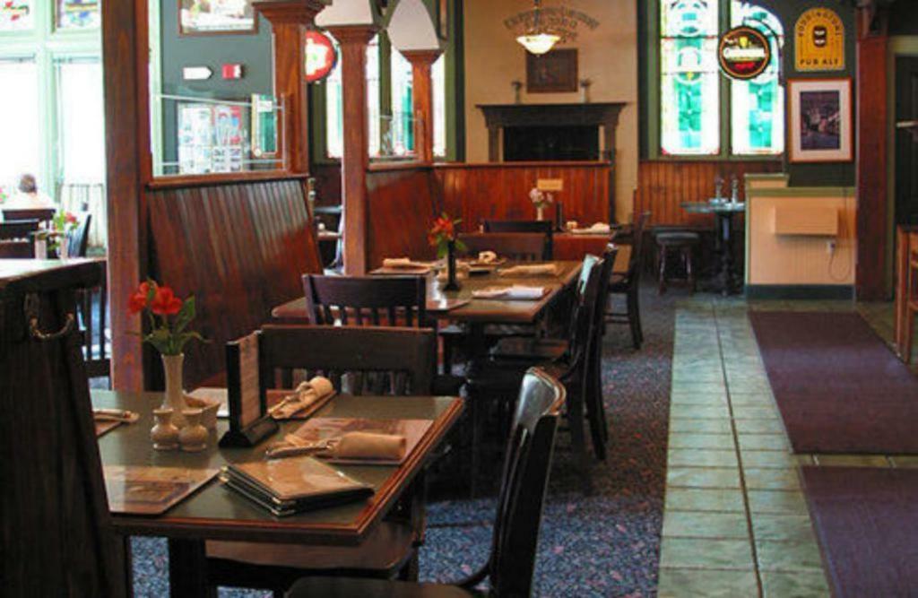 County Clare Inn Milwaukee Extérieur photo